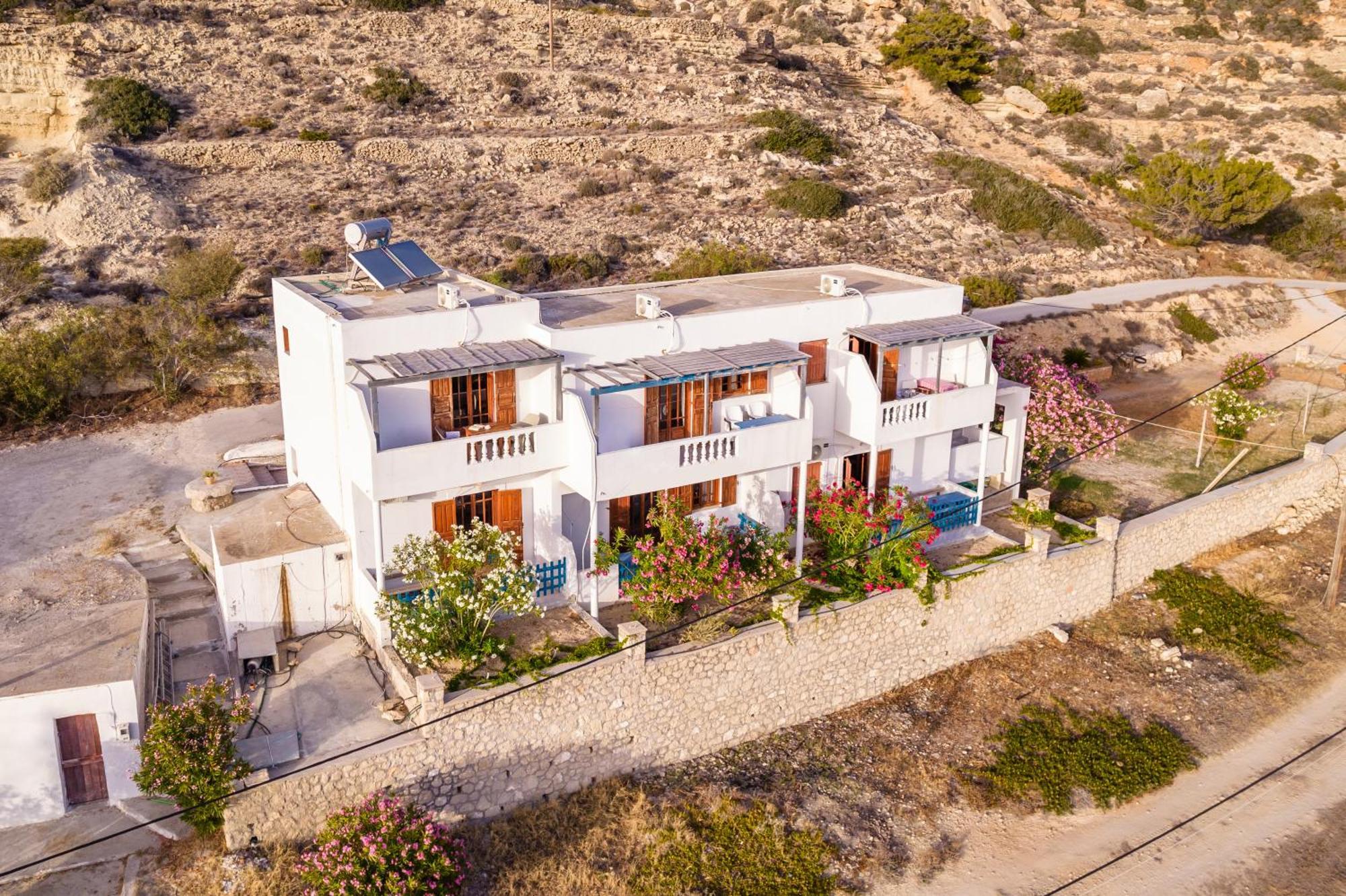 מלון לפקוס קרפתאו Sun Week Bay מראה חיצוני תמונה