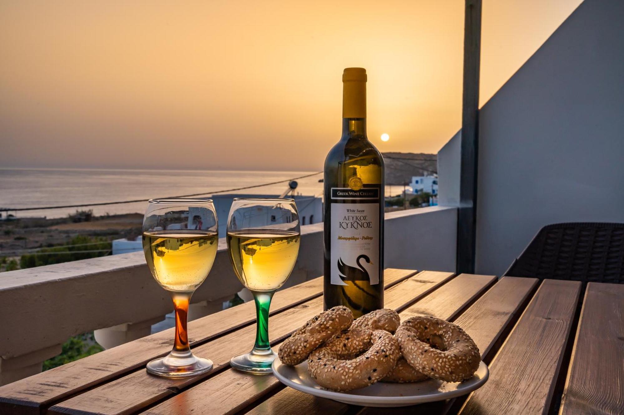 מלון לפקוס קרפתאו Sun Week Bay מראה חיצוני תמונה