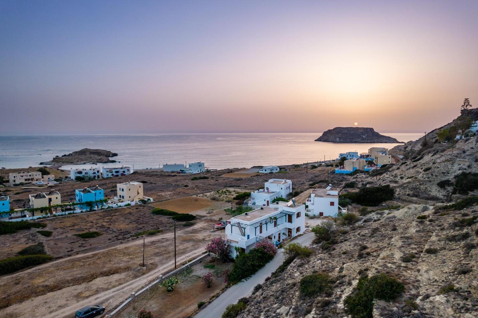 מלון לפקוס קרפתאו Sun Week Bay מראה חיצוני תמונה